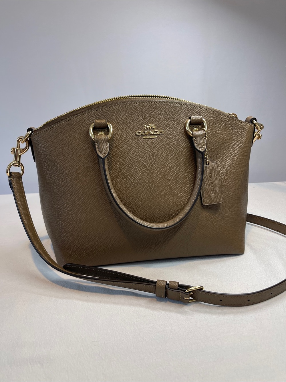 Coach H2522-CCM70 Sadie Satchel Taupe Crossgrain Leather Crossbody Bag